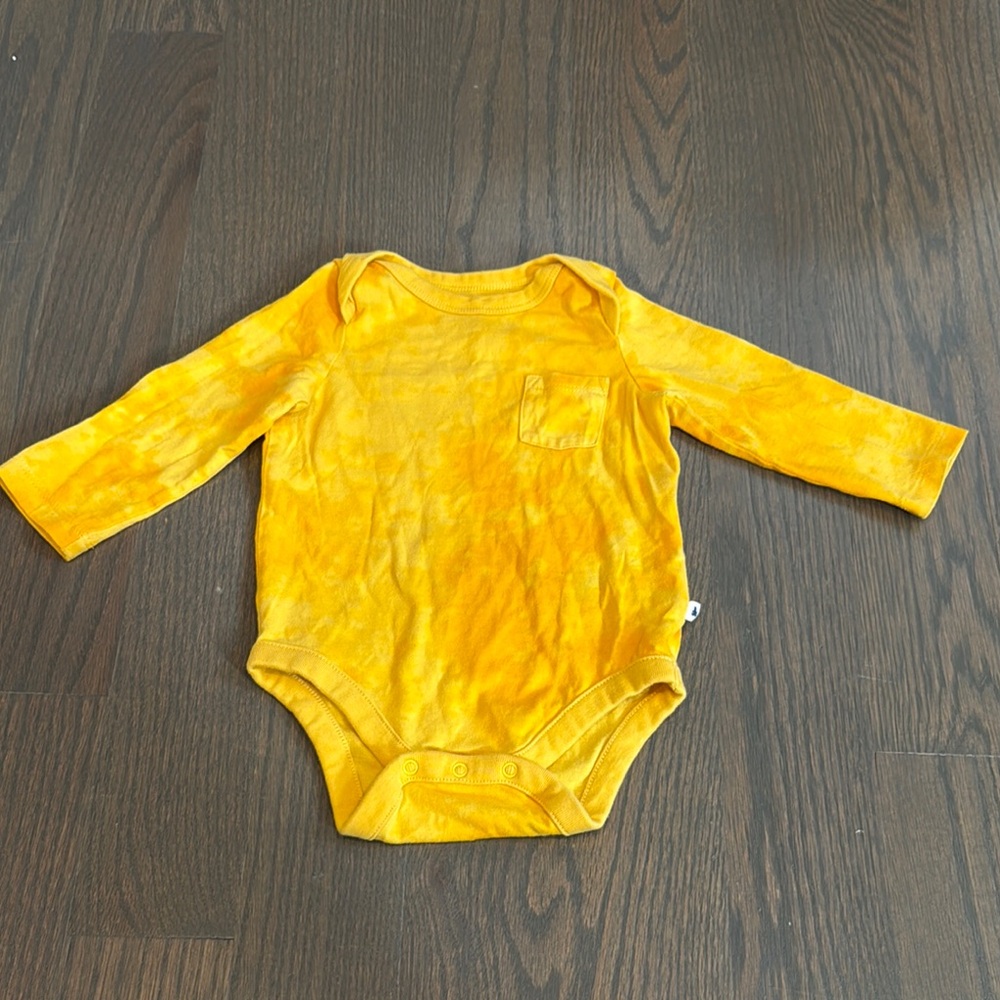 Gap Factory Baby Yellow Pocket Bodysuit Long Sleeve 6-12M Unisex